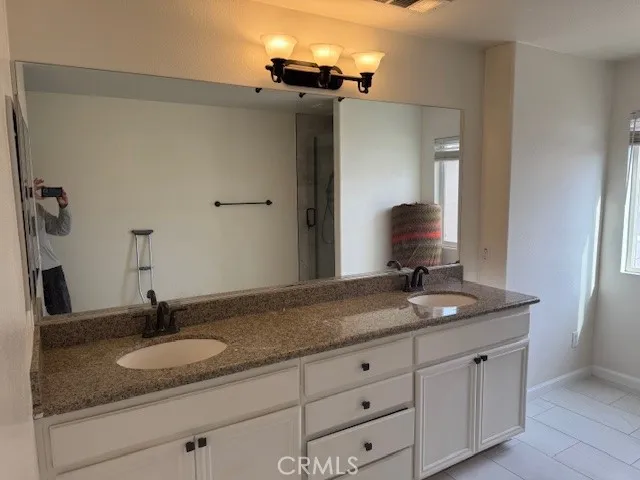 2401 W Avenue P12, Palmdale, California 93551 home-pic-33