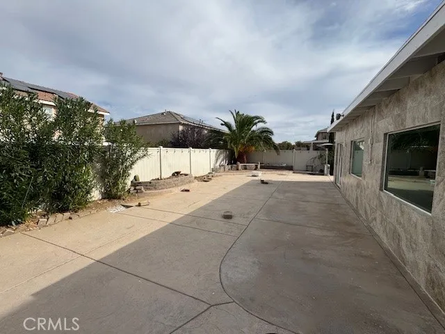 2401 W Avenue P12, Palmdale, California 93551 home-pic-48