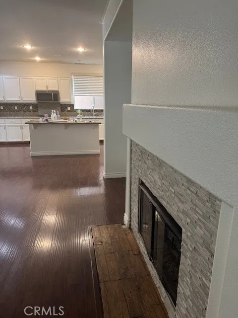 2401 W Avenue P12, Palmdale, California 93551 home-pic-15