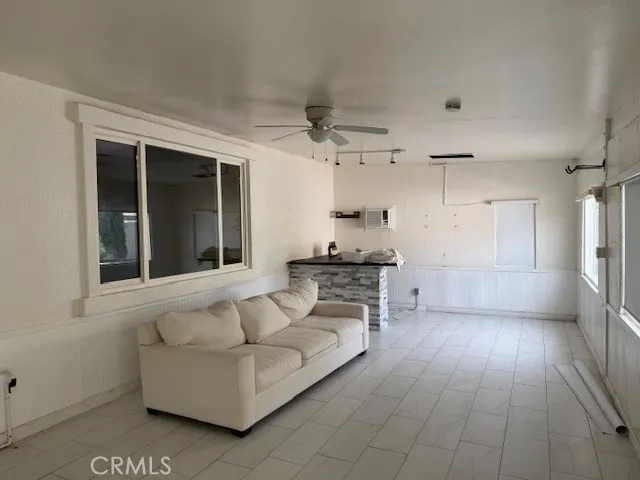 2401 W Avenue P12, Palmdale, California 93551 home-pic-36