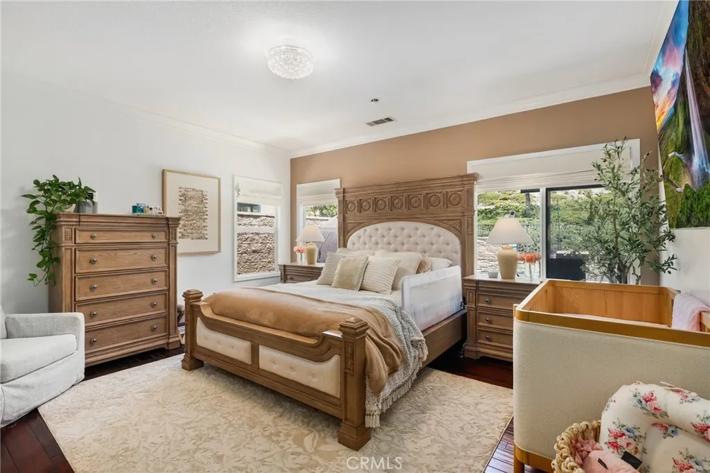 2571 N Skytop Court, Orange, California 92867 home-pic-30