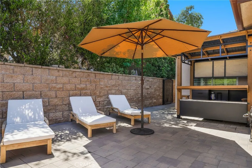 2571 N Skytop Court, Orange, California 92867 home-pic-48