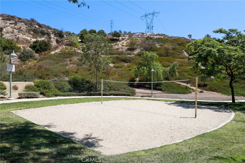 2571 N Skytop Court, Orange, California 92867 home-pic-69