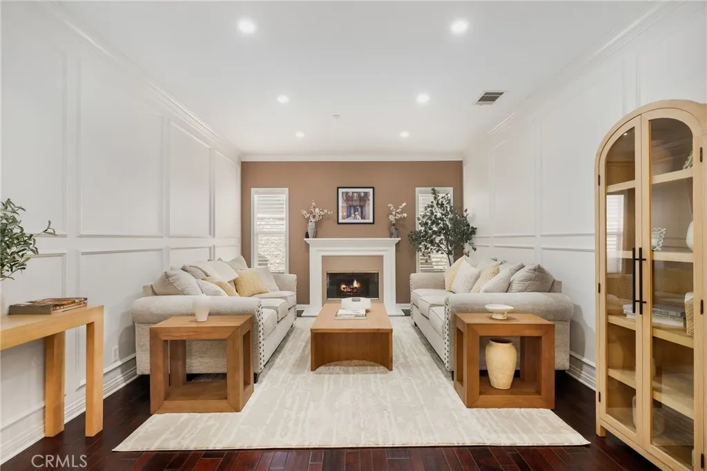 2571 N Skytop Court, Orange, California 92867 home-pic-20