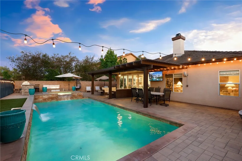 2571 N Skytop Court, Orange, California 92867 home-pic-62