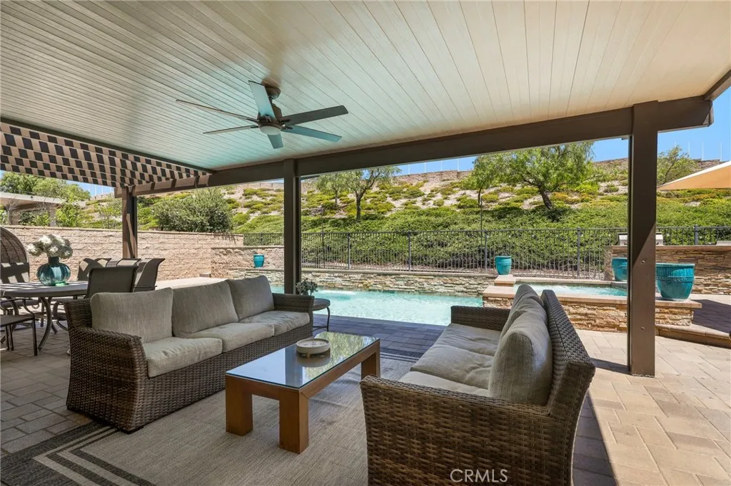 2571 N Skytop Court, Orange, California 92867 home-pic-43