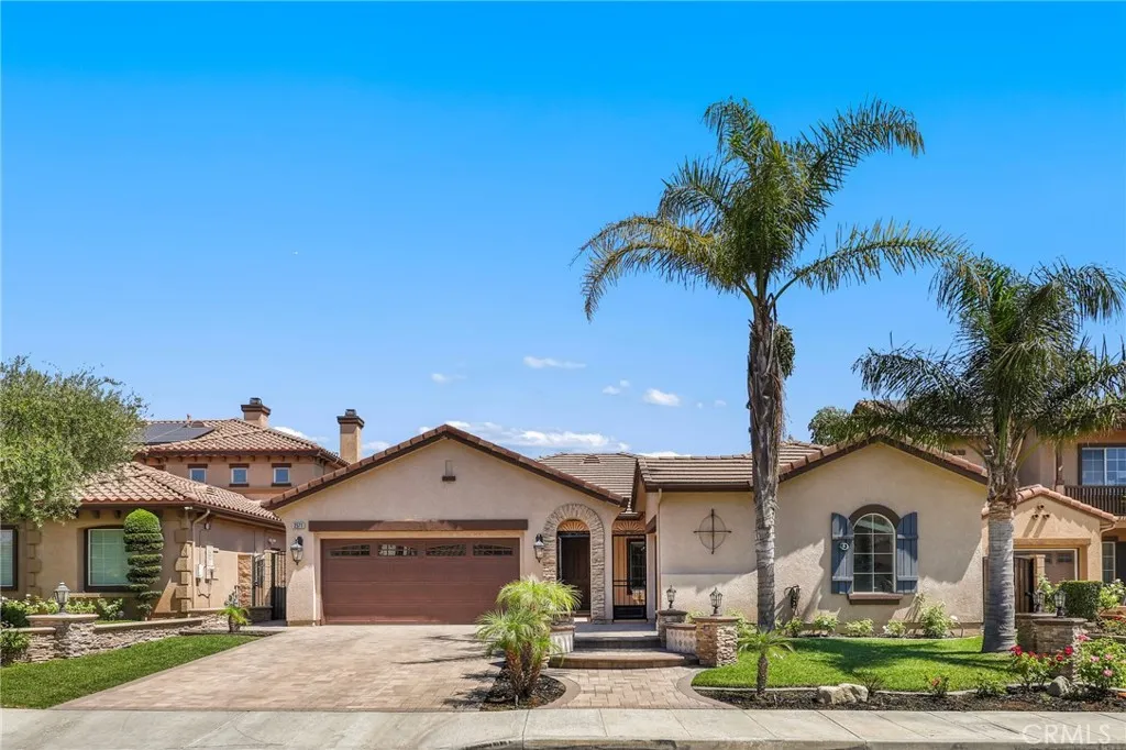 2571 N Skytop Court, Orange, California 92867 home-pic-8