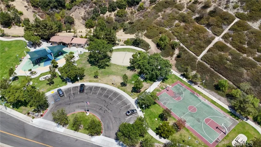 2571 N Skytop Court, Orange, California 92867