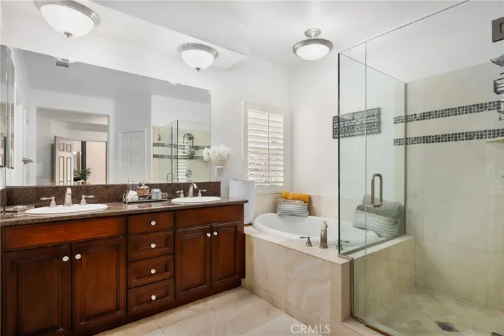 2571 N Skytop Court, Orange, California 92867
