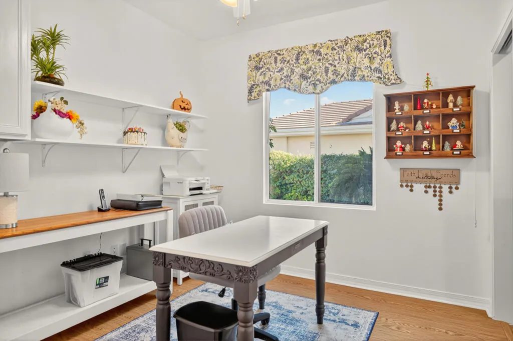 78241 Hollister Drive, Palm Desert, California 92211 home-pic-13