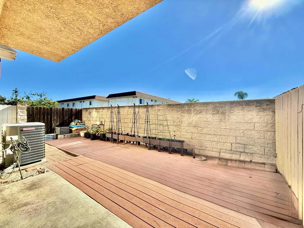 277 Oxford St G, Chula Vista, California 91911 home-pic-28