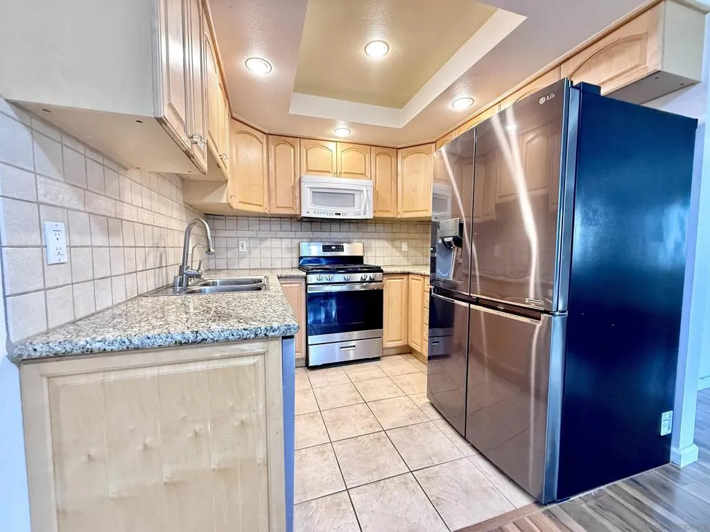 277 Oxford St G, Chula Vista, California 91911 home-pic-11