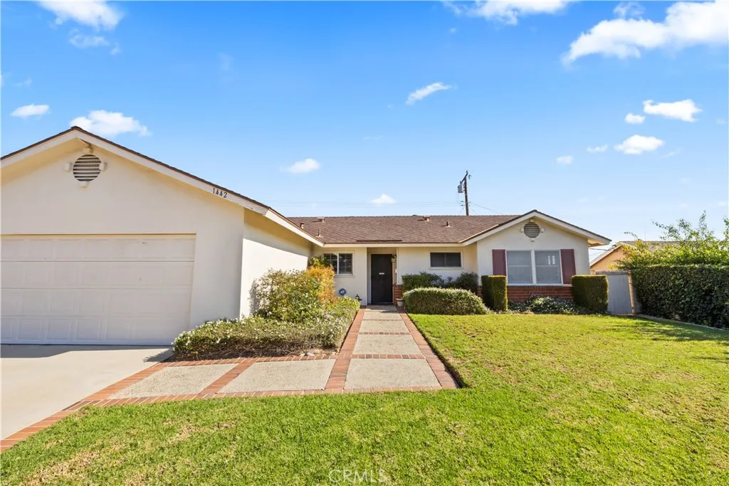 1442 Bookman Avenue, Walnut, California 91789 home-pic-1