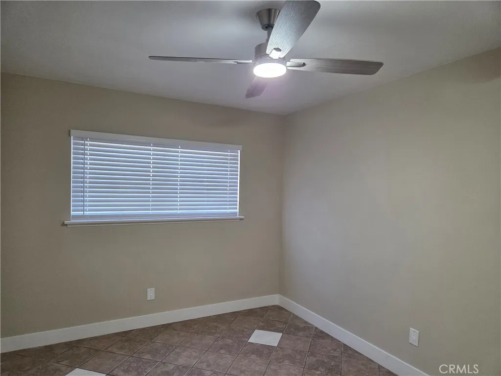 11889 Kilgore, Moreno Valley, California 92557 home-pic-19