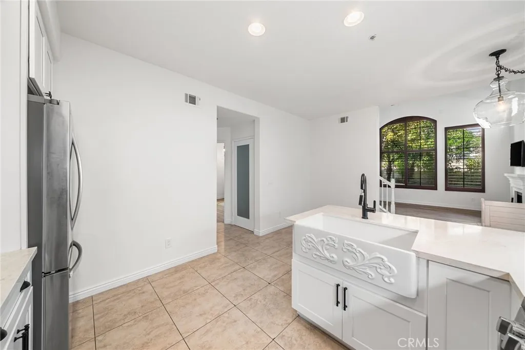 28 Tierra Montanosa, Rancho Santa Margarita, California 92688 home-pic-9