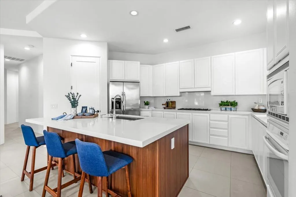 78863 Breckenridge Drive, La Quinta, California 92253 home-pic-16