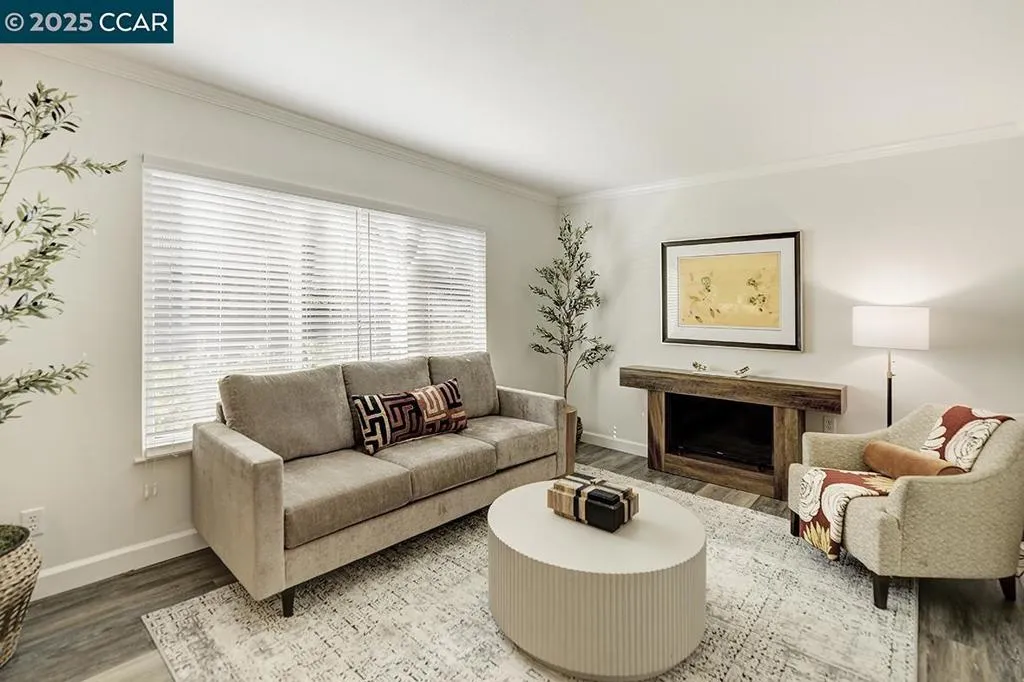 1315 Golden Rain Rd 2, Walnut Creek, California 94595 home-pic-6