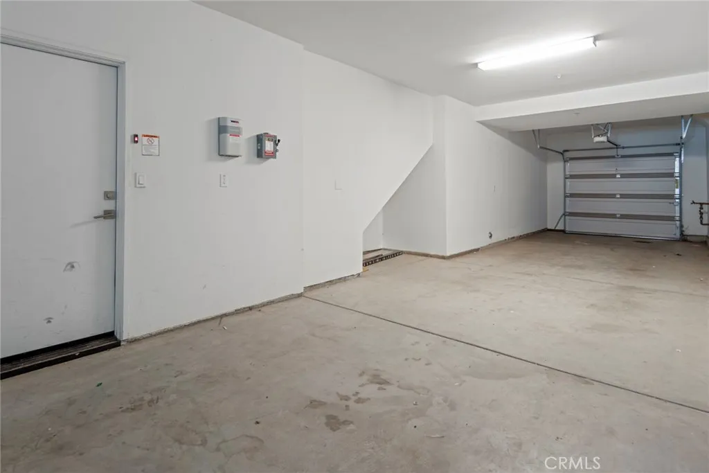 2825 Blossom Court, El Monte, California 91733 home-pic-25