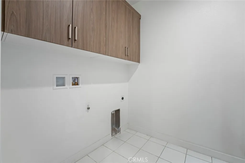 2825 Blossom Court, El Monte, California 91733 home-pic-17