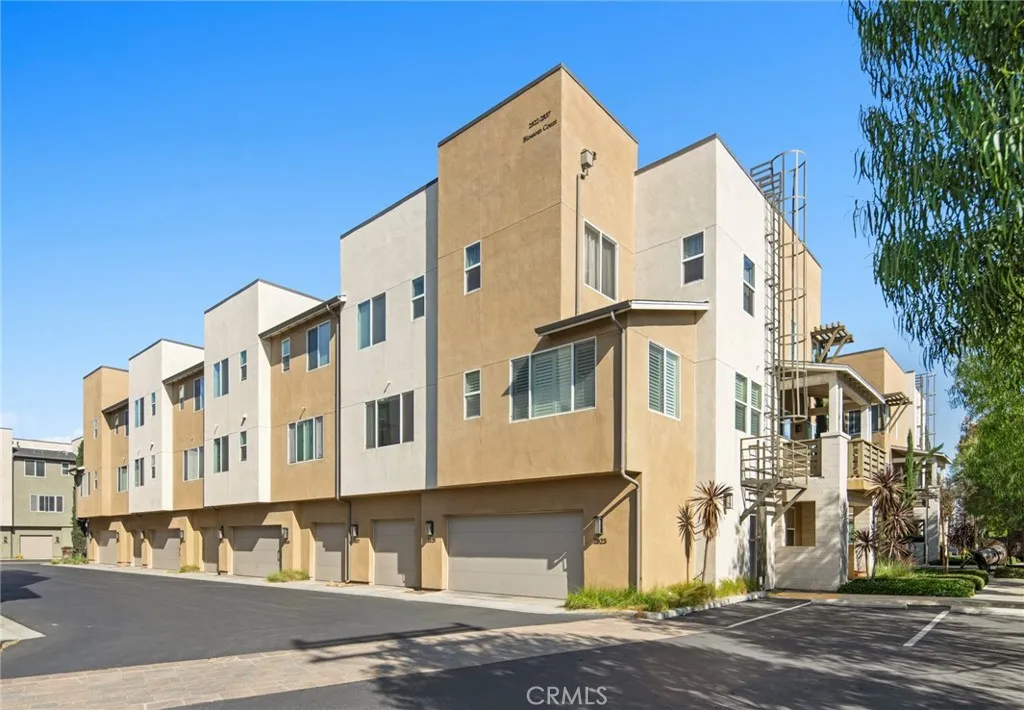 2825 Blossom Court, El Monte, California 91733 home-pic-2