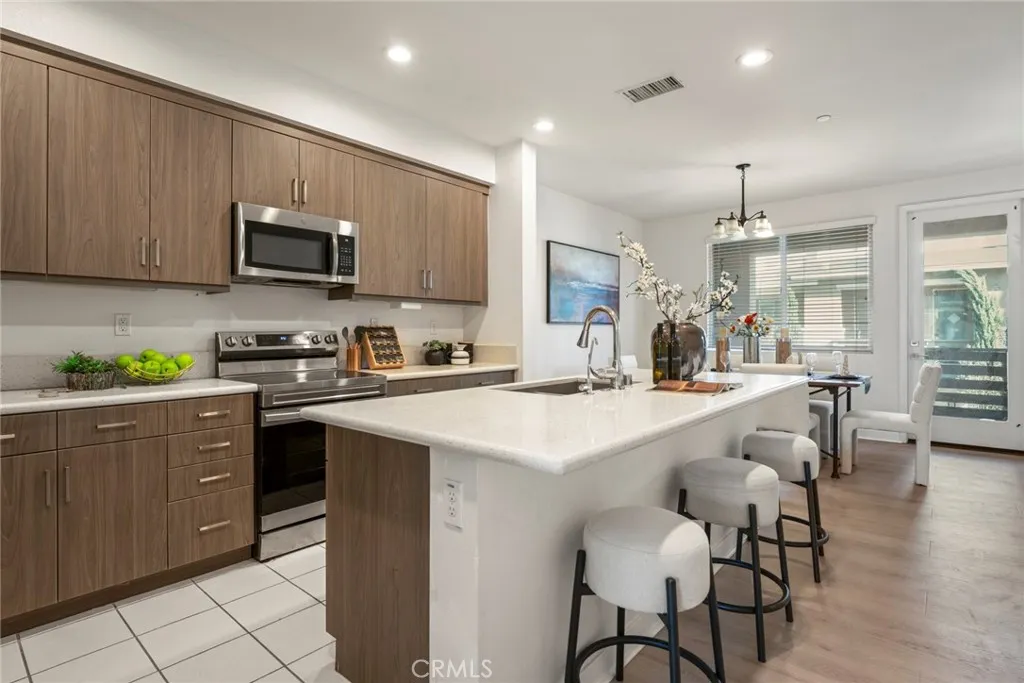 2825 Blossom Court, El Monte, California 91733 home-pic-11