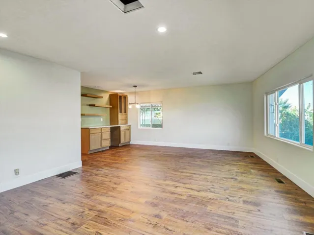 02-38525 Desert Greens Dr E-2