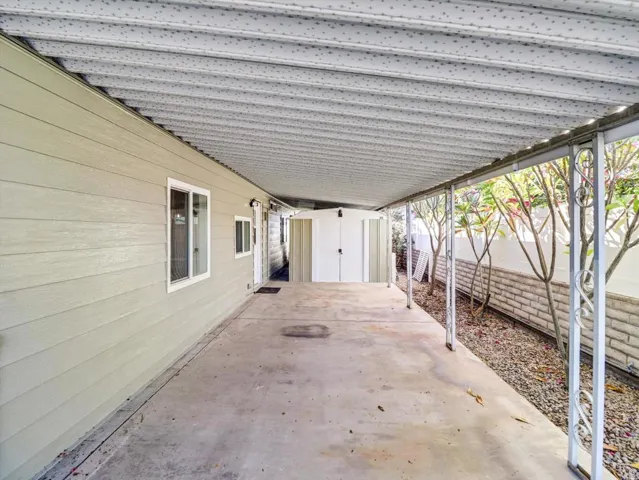 33-38525 Desert Greens Dr E-33