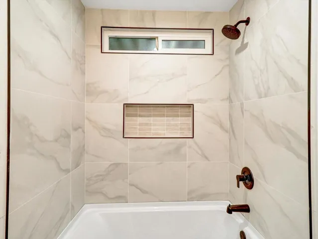 17-38525 Desert Greens Dr E-17