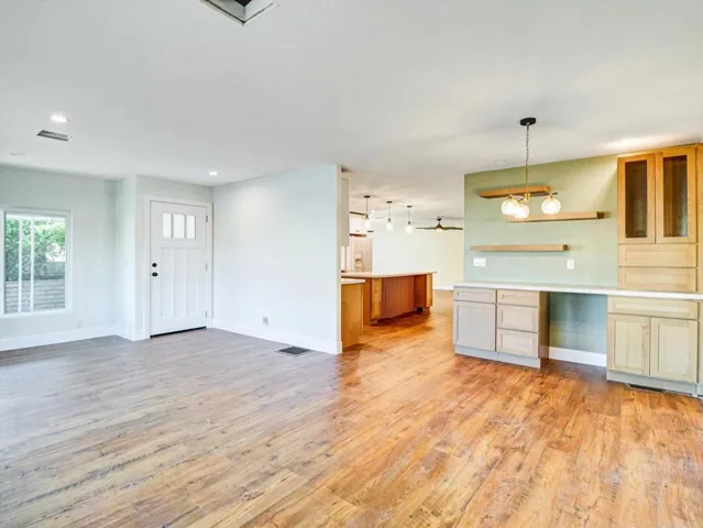 03-38525 Desert Greens Dr E-3