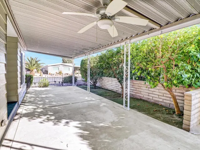 27-38525 Desert Greens Dr E-27