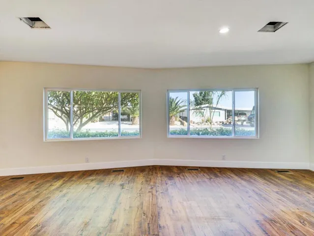 04-38525 Desert Greens Dr E-4