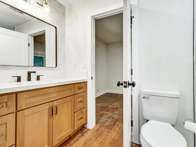 16-38525 Desert Greens Dr E-16