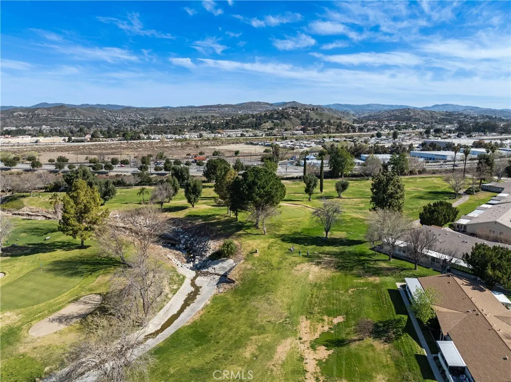 19211 Avenue Of The Oaks A, Newhall, California 91321 home-pic-38