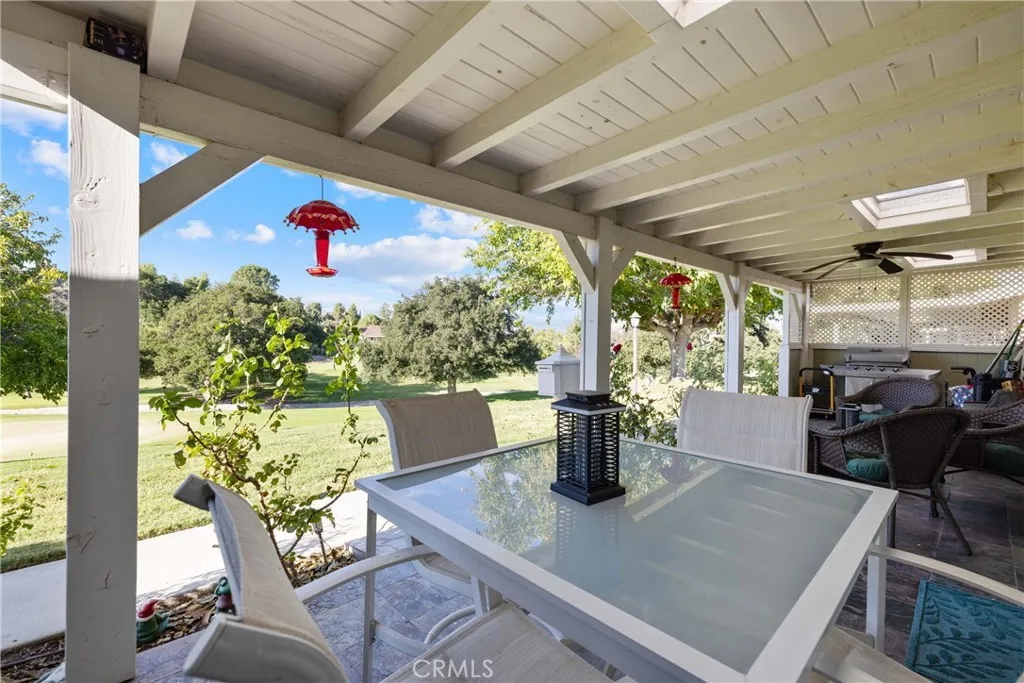19211 Avenue Of The Oaks A, Newhall, California 91321 home-pic-28