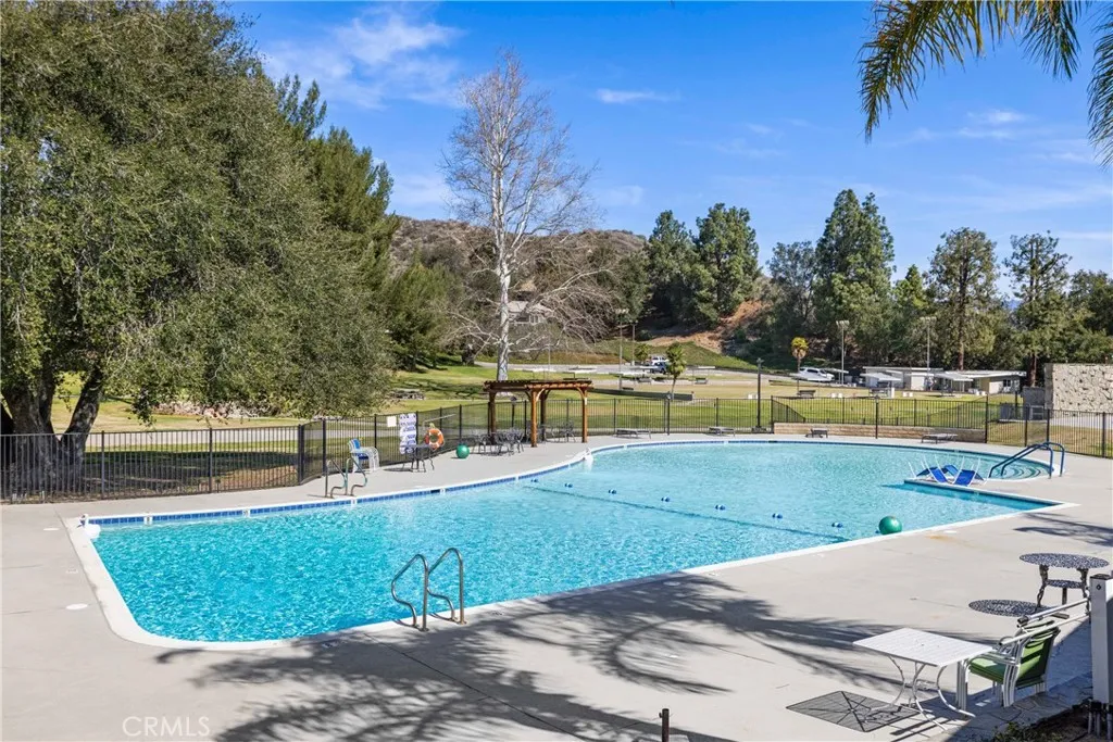 19211 Avenue Of The Oaks A, Newhall, California 91321 home-pic-47