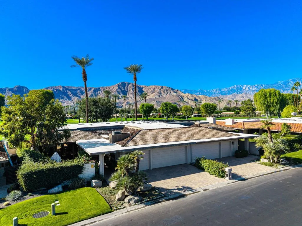 13 Duke Drive, Rancho Mirage, California 92270 home-pic-4