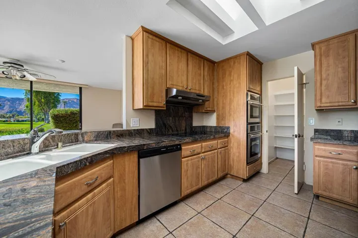 32-web-or-mls-DRDuke_OPMG_1125_032