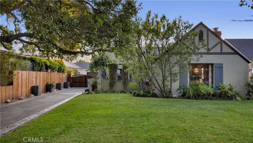 2510 N Park Boulevard, Santa Ana, California 92706 home-pic-5