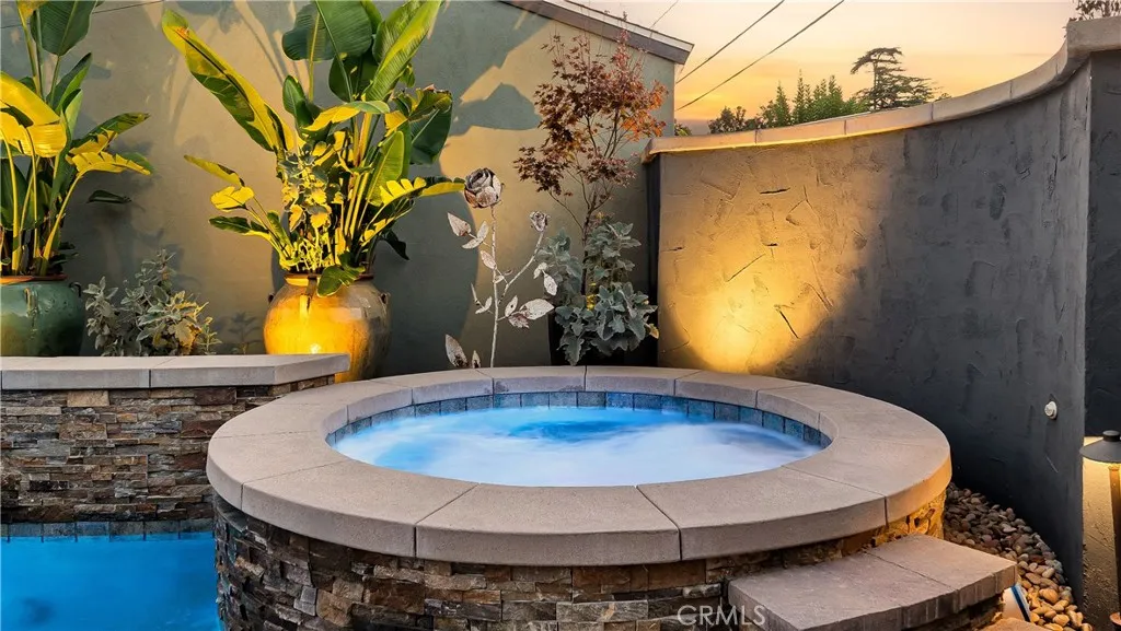 2510 N Park Boulevard, Santa Ana, California 92706 home-pic-67