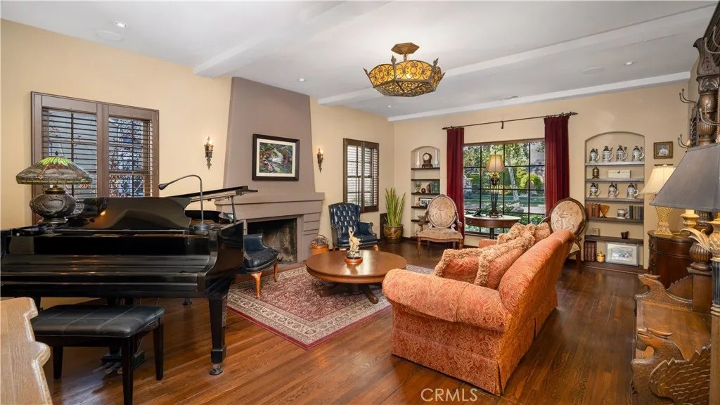 2510 N Park Boulevard, Santa Ana, California 92706 home-pic-20