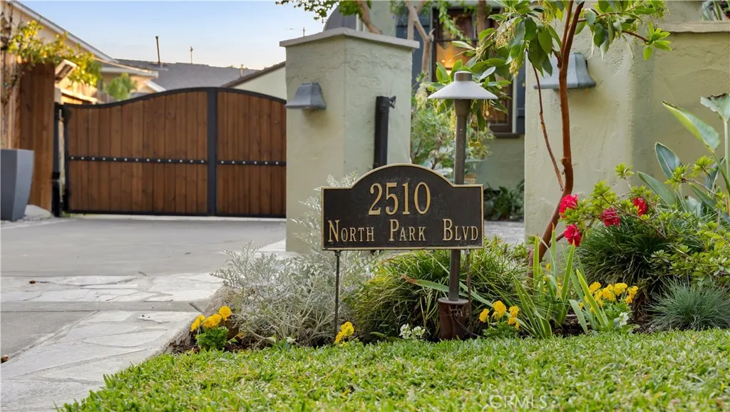 2510 N Park Boulevard, Santa Ana, California 92706 home-pic-10
