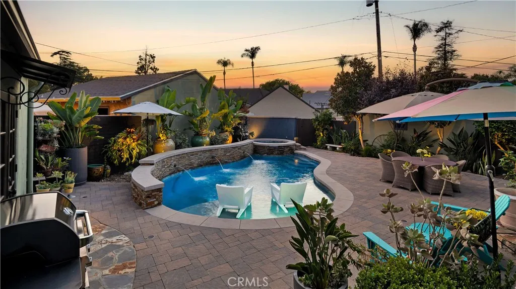 2510 N Park Boulevard, Santa Ana, California 92706 home-pic-64