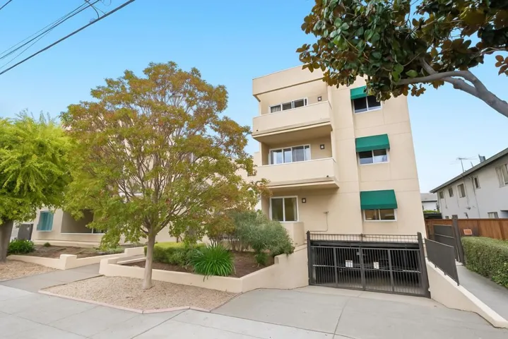 30 Lorton Avenue 105, Burlingame, California 94010