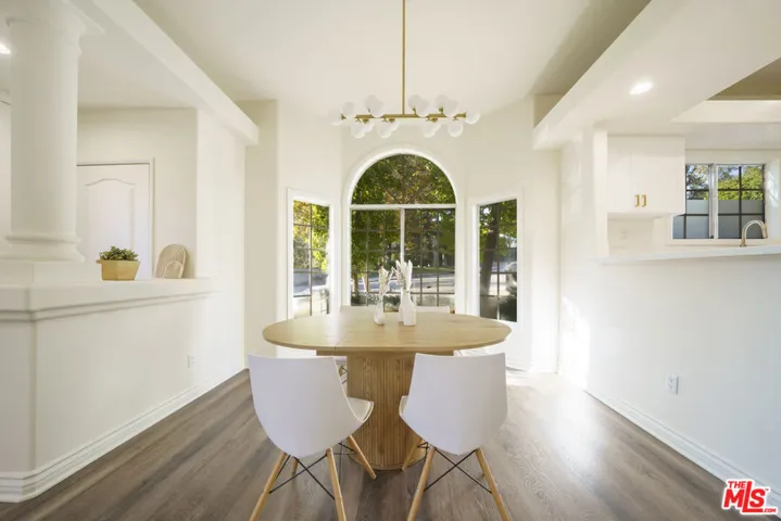 4520 Pennsylvania Avenue 119, La Crescenta, California 91214
