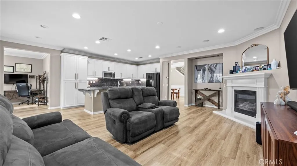 8079 Gulfstream Street, Chino, California 91708 home-pic-8