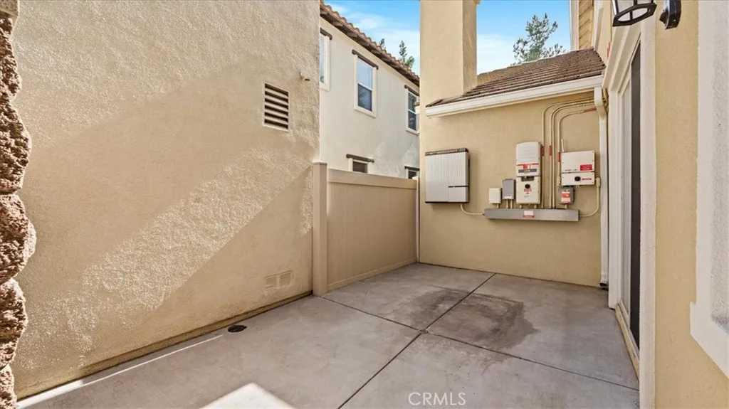 8079 Gulfstream Street, Chino, California 91708 home-pic-32
