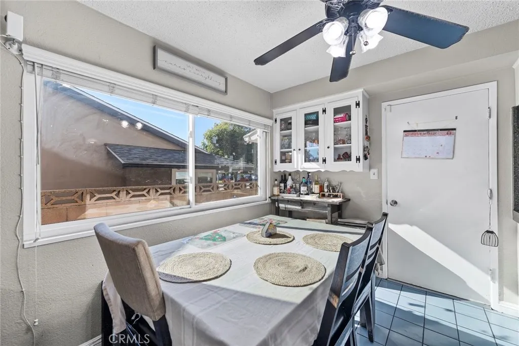 2066 Royalty, Pomona, California 91767 home-pic-11