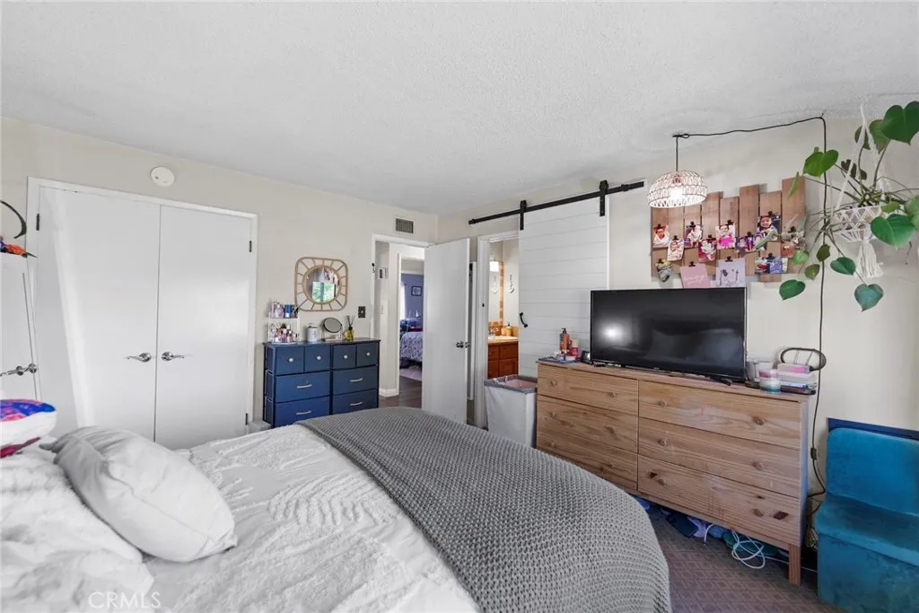 2066 Royalty, Pomona, California 91767 home-pic-20