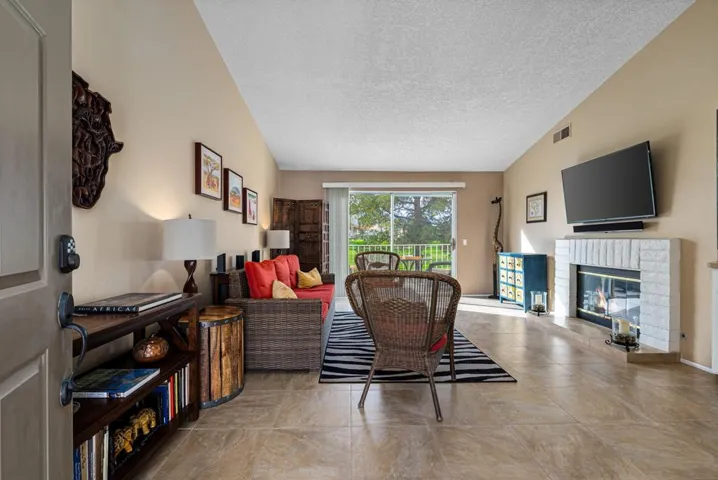 13-web-or-mls-LFDesertFalls_OPMG_1125_01