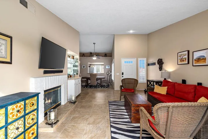 19-web-or-mls-LFDesertFalls_OPMG_1125_01